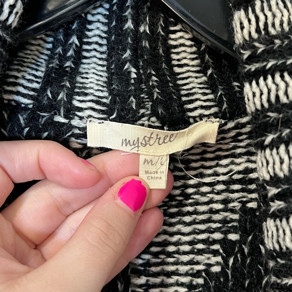 Mystree Cardigan - Picture 4 of 6